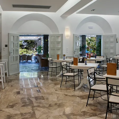 كاماري Mykonos Town