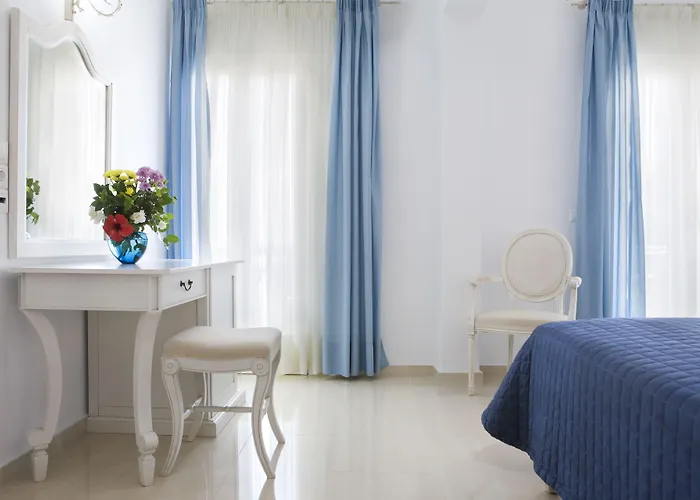 كاماري 3* بلاتيس يالوس