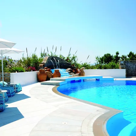 Kamari Hotel