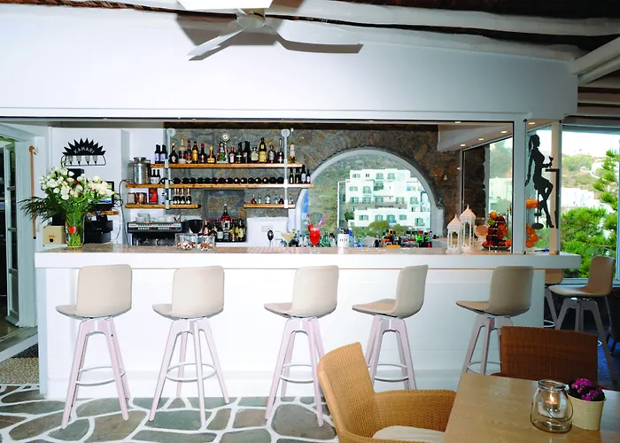 Kamari Платис Ялос