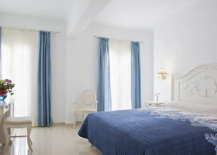 Kamari 3* Platis Gialos